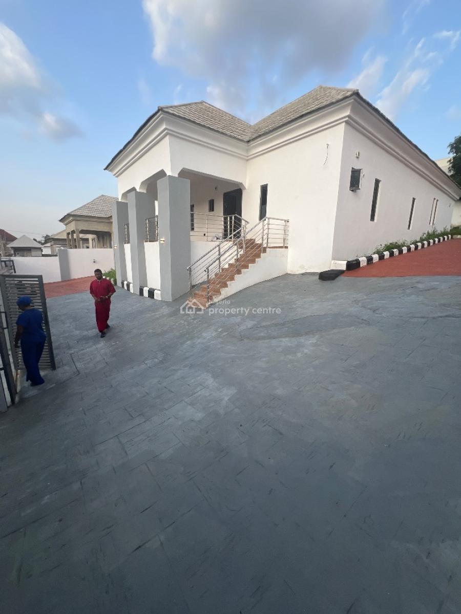 Luxury 3bedroom with Bq, 4th Street, Lokogoma District, Abuja, Detached Bungalow for Sale