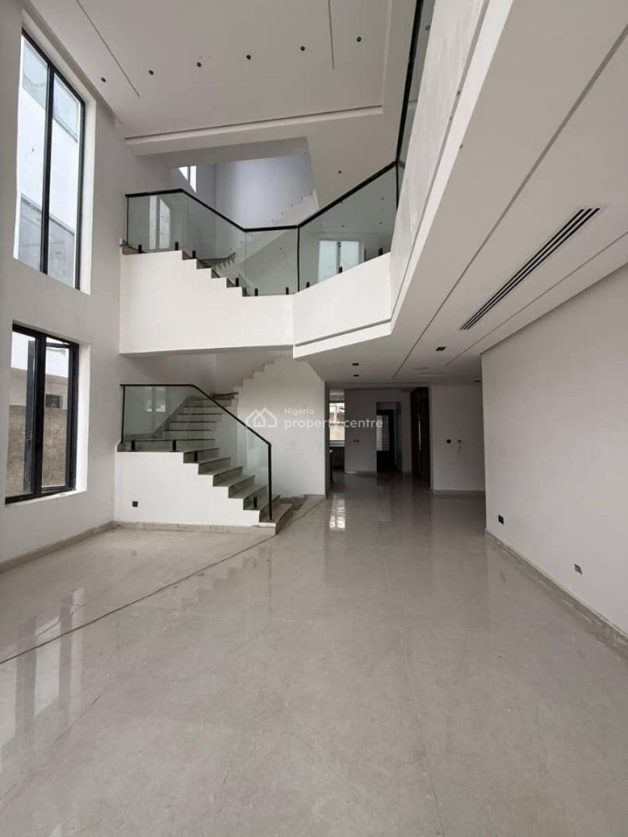 5 Bedrooms + 1 Guest Room+1 Cinema Room and 2 Bq, Lekki, Lekki, Lagos, Flat / Apartment for Sale