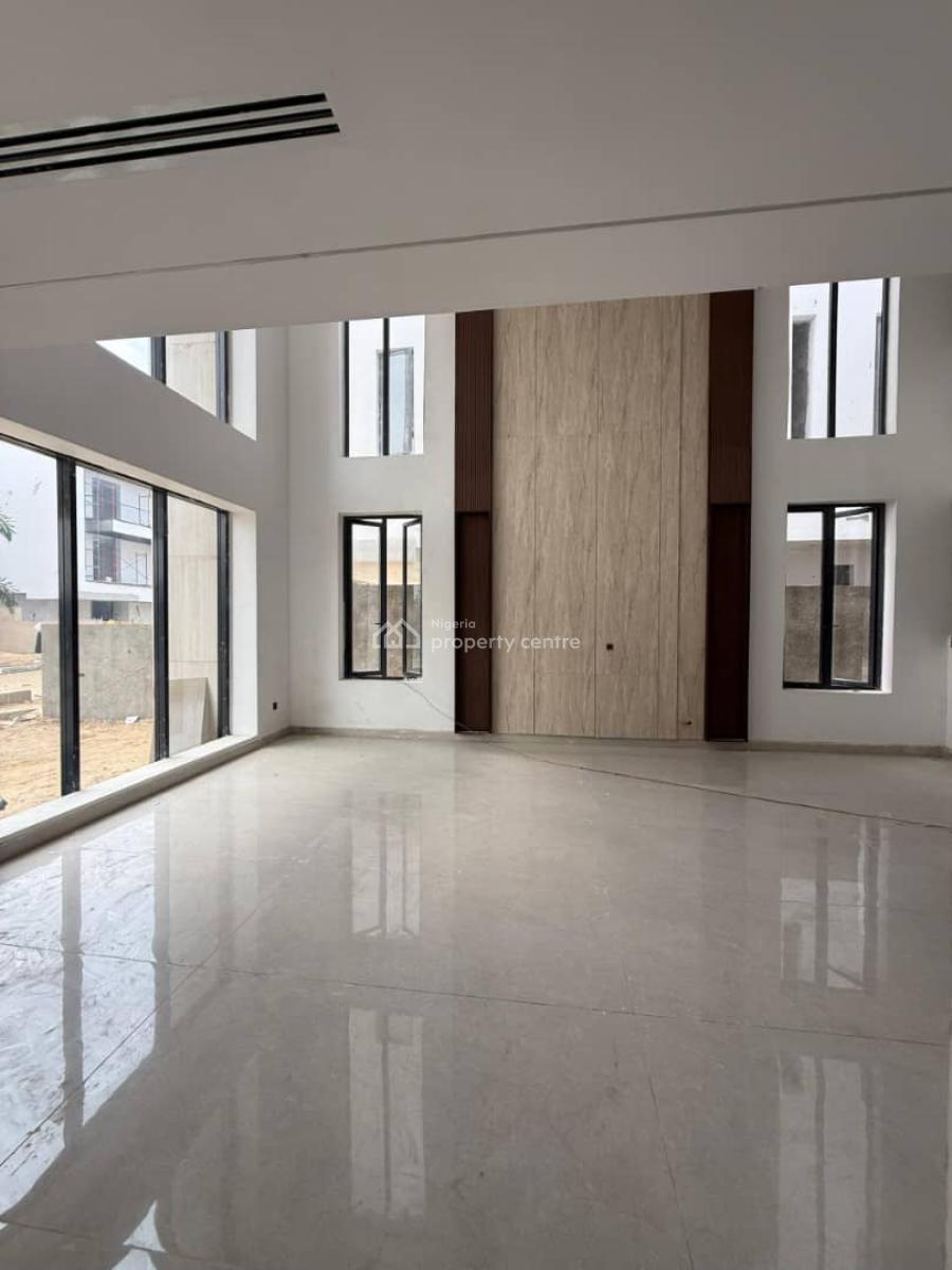 5 Bedrooms + 1 Guest Room+1 Cinema Room and 2 Bq, Lekki, Lekki, Lagos, Flat / Apartment for Sale