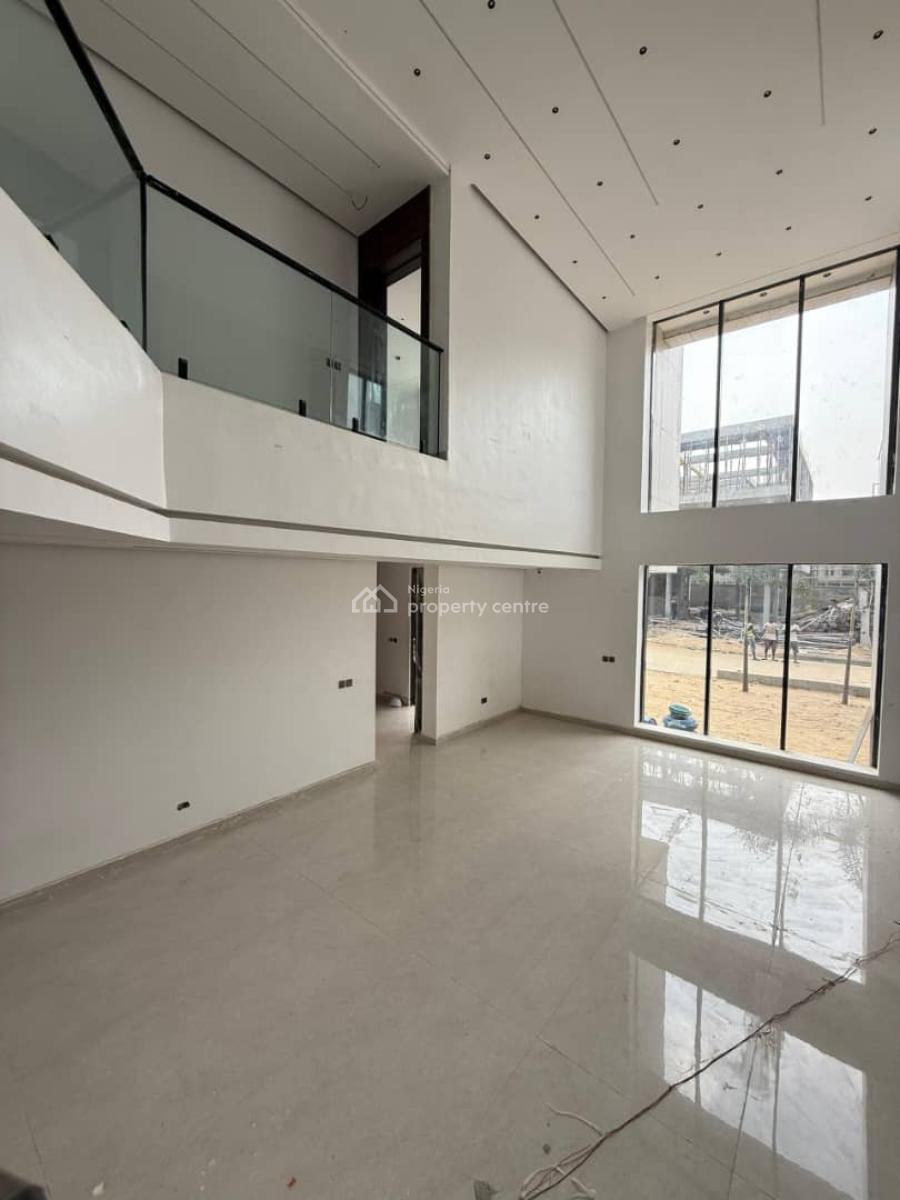5 Bedrooms + 1 Guest Room+1 Cinema Room and 2 Bq, Lekki, Lekki, Lagos, Flat / Apartment for Sale