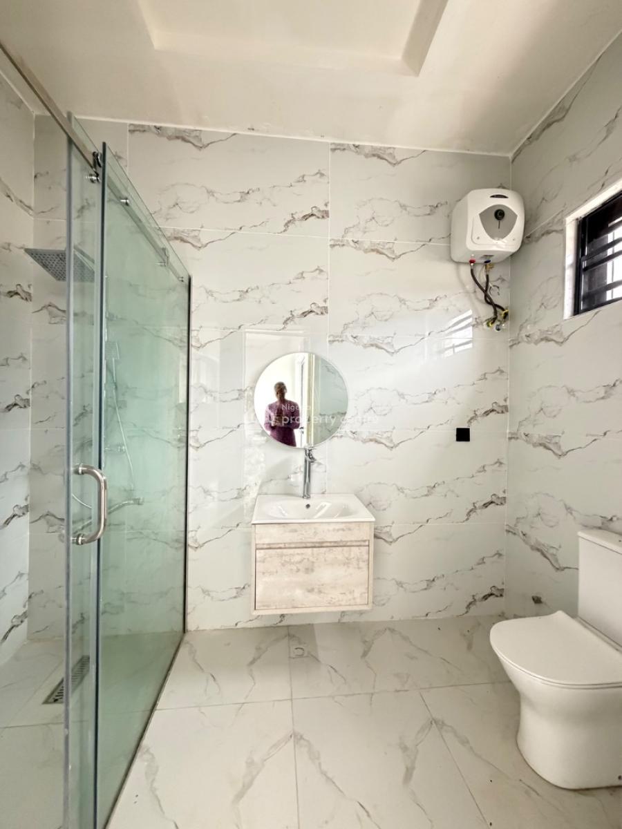 Standard 3 Bedroom Maisonette with Swimming Pool and Bq  in an Estate, Lekki Phase 1, Lekki Phase 1, Lekki, Lagos, Block of Flats for Sale