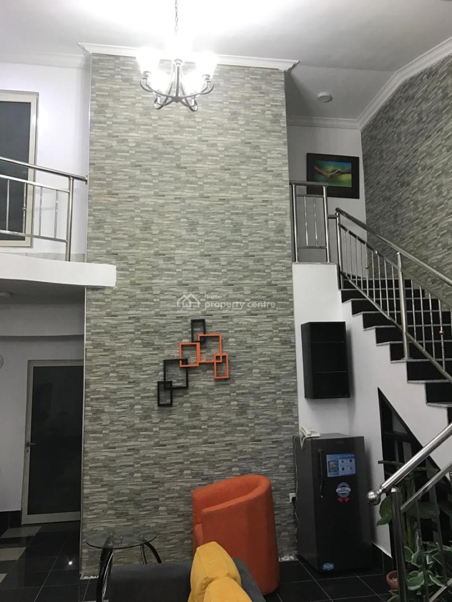 Excellent 26  Hotel Rooms En-suite, Ajah, Ajah, Lagos, Hotel / Guest House for Sale