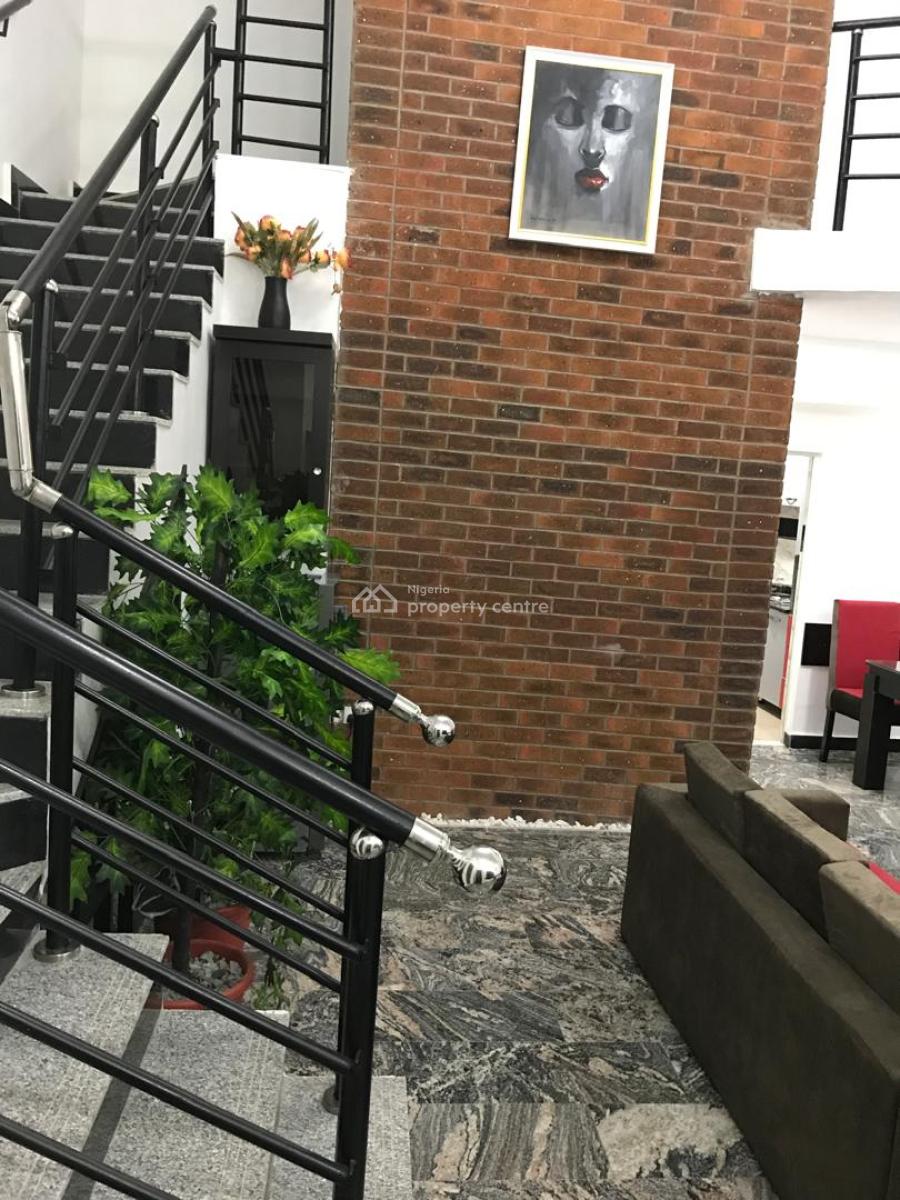 Excellent 26  Hotel Rooms En-suite, Ajah, Ajah, Lagos, Hotel / Guest House for Sale