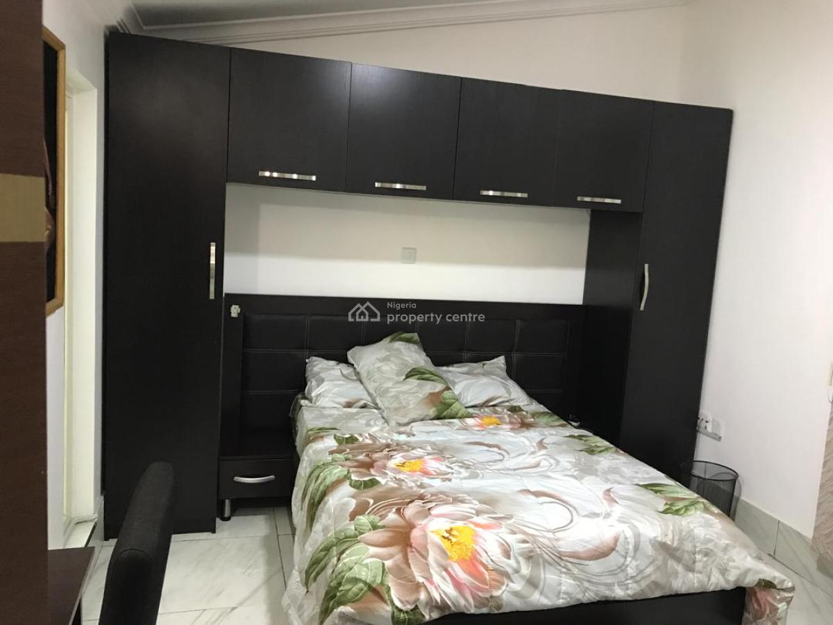Excellent 26  Hotel Rooms En-suite, Ajah, Ajah, Lagos, Hotel / Guest House for Sale
