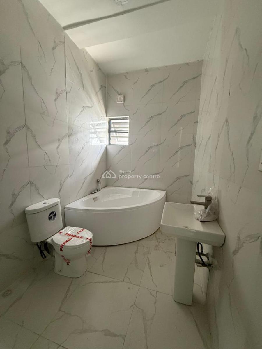 4 Bedroom Classic Town House Terrace, Lekki Phase 2, Lekki, Lagos, Terraced Duplex for Sale