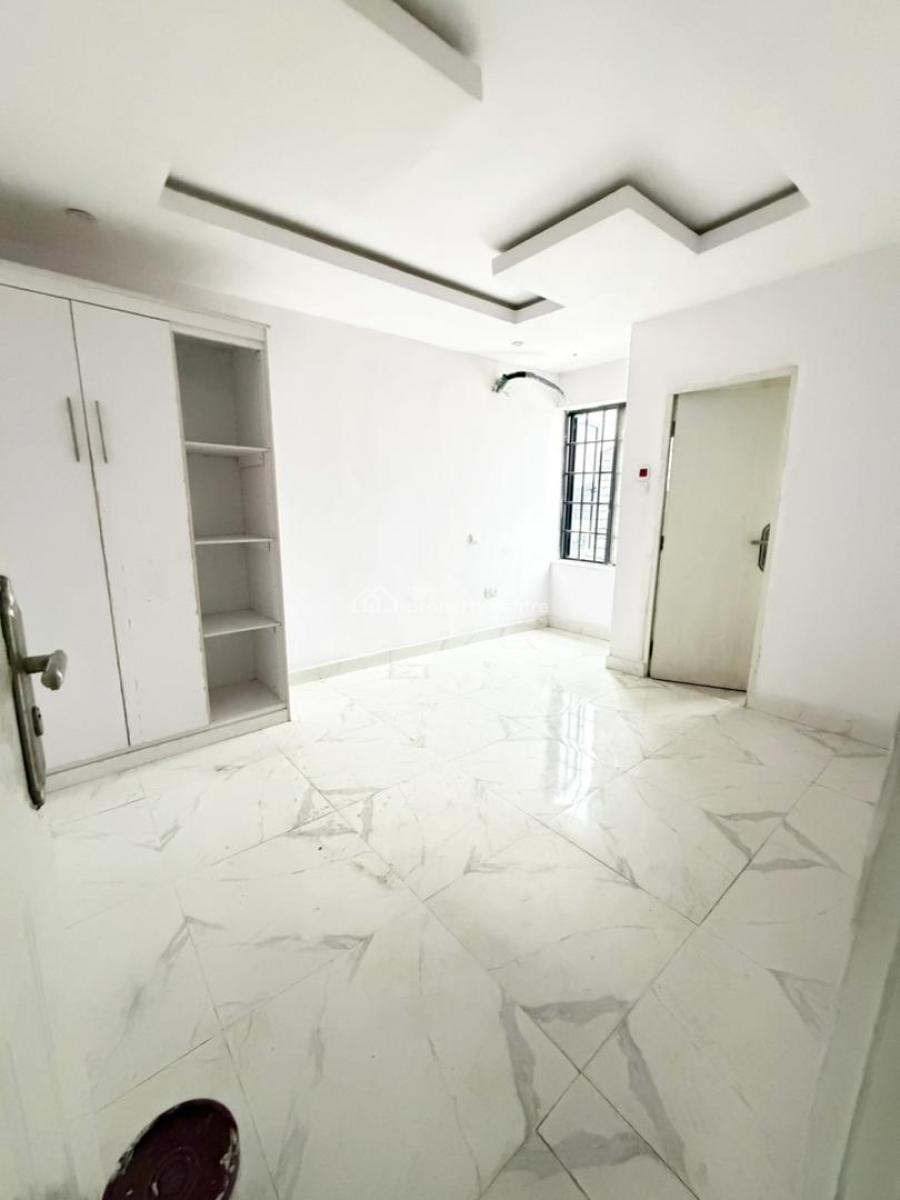 Big Single Room with Personal Kitchen and Prepaid, Ikota Gra, Ikota, Lekki, Lagos, Self Contain (single Rooms) for Rent