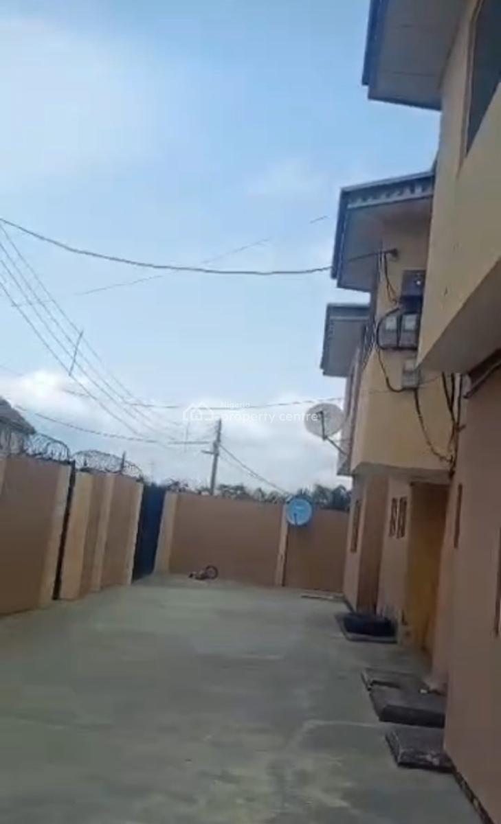 Block of 4 Flats of 3 Bedroom, Jumofake Igbo Oluwu Estate, Ikorodu, Lagos, Block of Flats for Sale