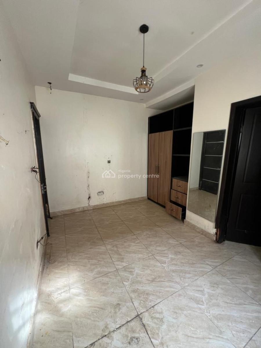 Single Room Apartment with Shared Kitchen, Good  Power Supply, Ikate, Lekki, Lagos, Self Contain (single Rooms) for Rent