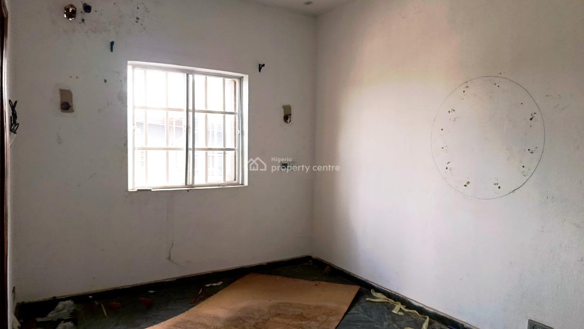 Standard Ordinary Room, Off Dairo Street, Ikosi, Ketu, Lagos, Flat / Apartment for Rent