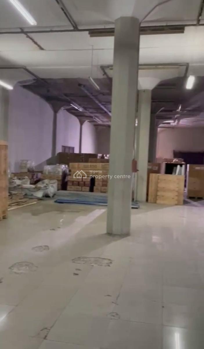 Massively Spacious Warehouse on 1,470 Sqm, By Nigeria Brewery, Iganmu, Lagos, Warehouse for Rent