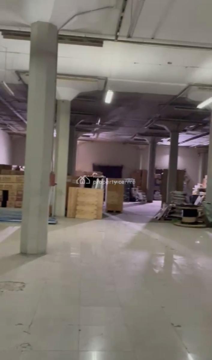 Massively Spacious Warehouse on 1,470 Sqm, By Nigeria Brewery, Iganmu, Lagos, Warehouse for Rent