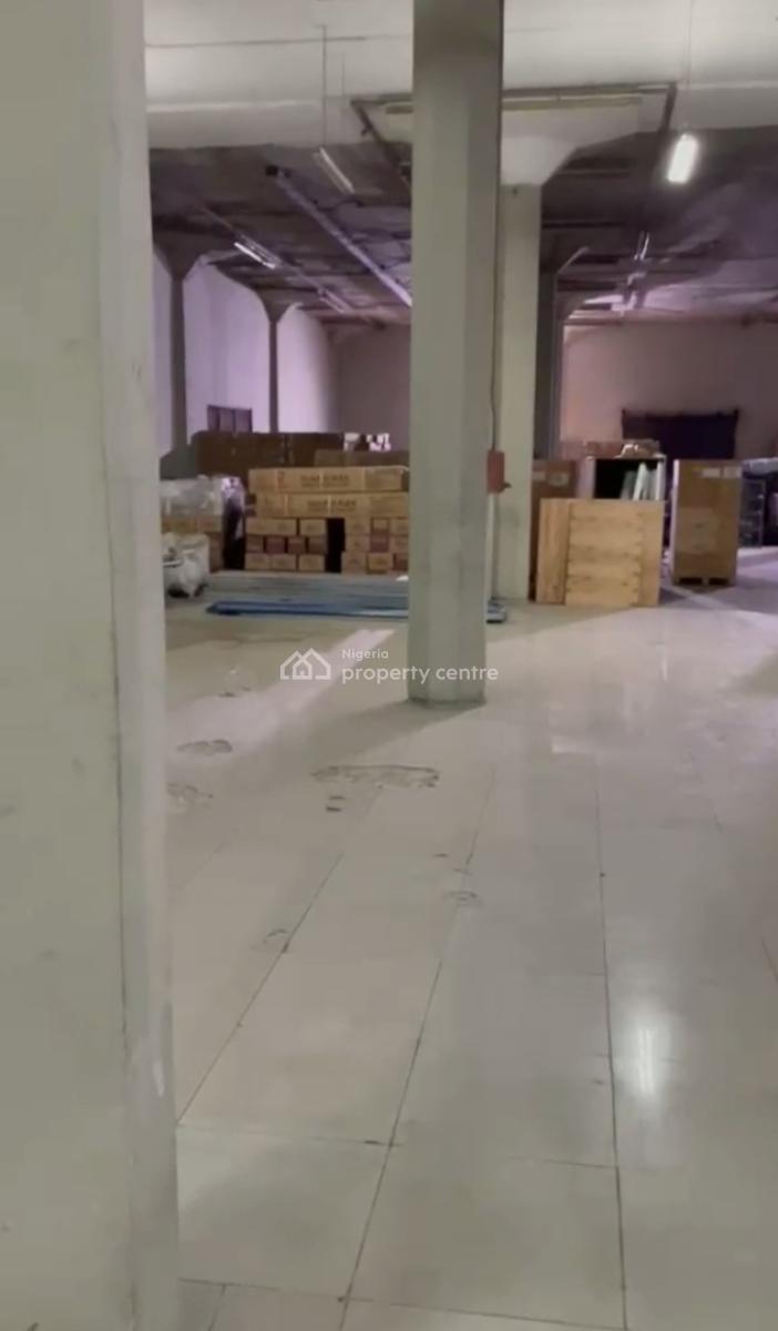 Massively Spacious Warehouse on 1,470 Sqm, By Nigeria Brewery, Iganmu, Lagos, Warehouse for Rent