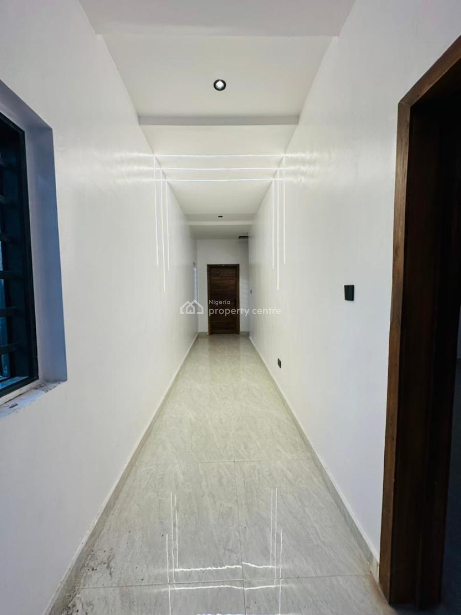 Newly Built 5 Bedroom Fully Detached Duplex+bq Close to Diamond Estate, La Mango Lounge, Reddington Hospital, Medison Specialist Hospital, Icm, Gra Phase 2, Magodo, Lagos, Detached Duplex for Sale