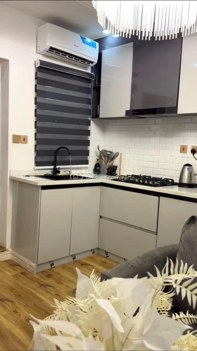 Our Beautiful One-bed Apartment, Ikate, Lekki, Lagos, Mini Flat (room and Parlour) Short Let