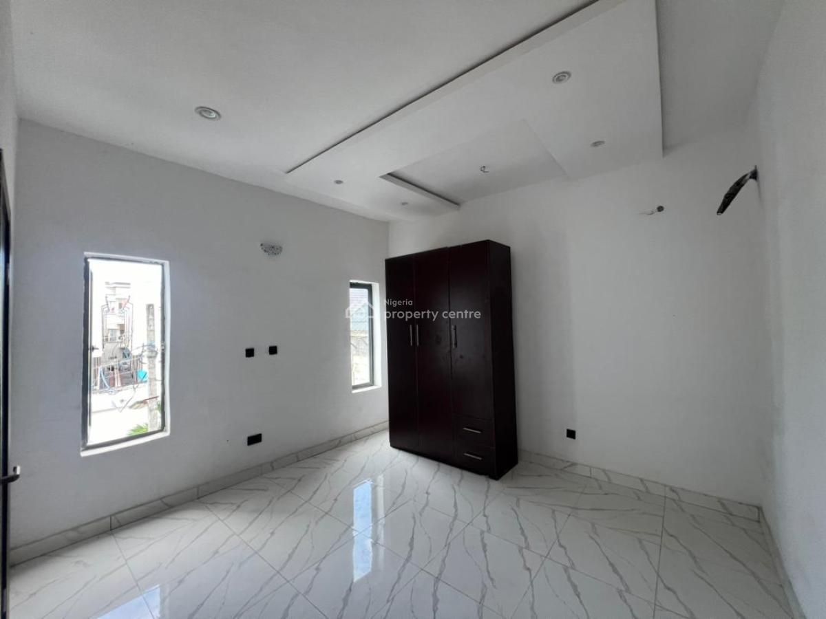 2 Bedroom Apartment, Palm City Estate, Lekki, Lagos, Flat / Apartment for Sale
