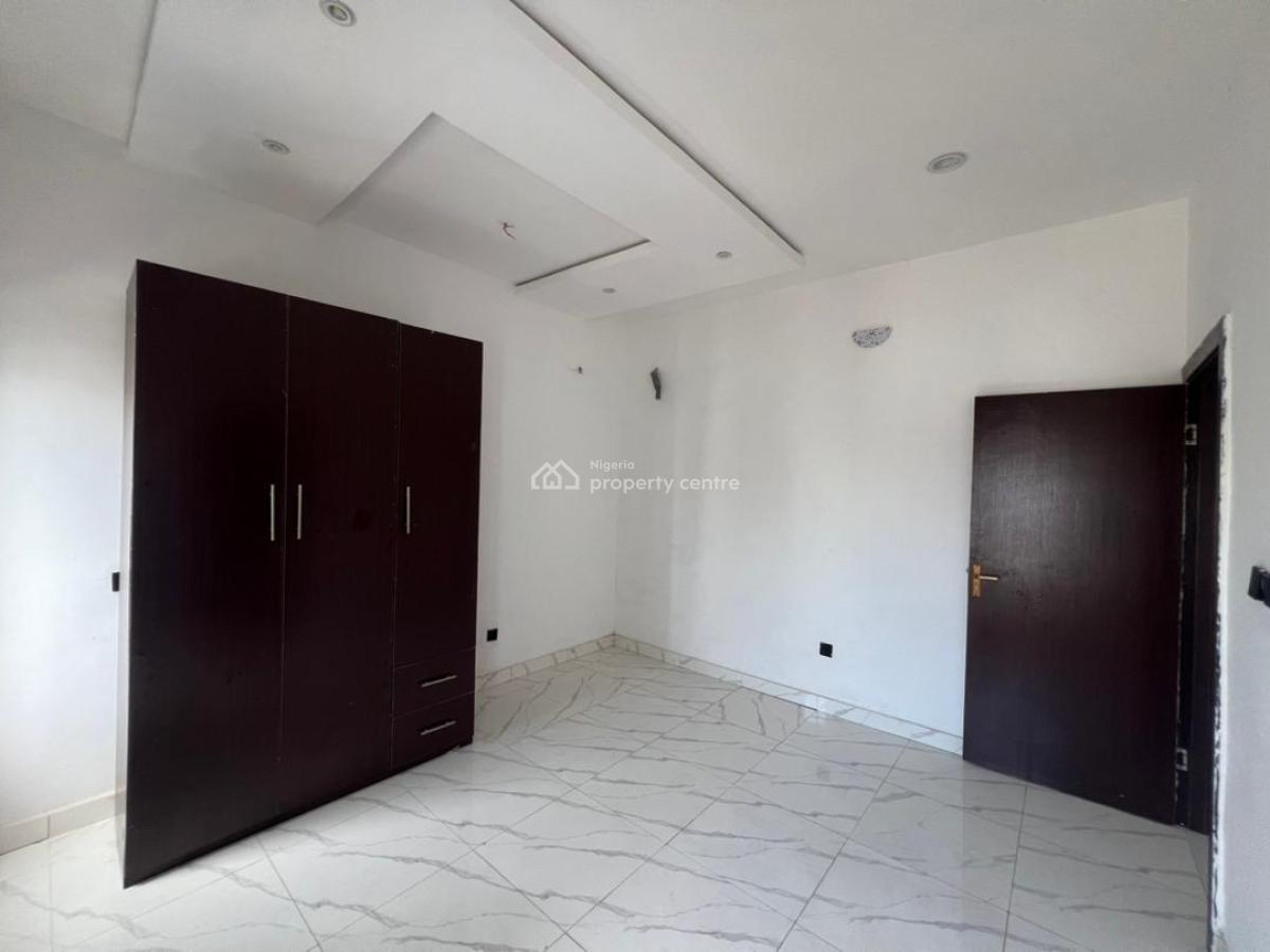 2 Bedroom Apartment, Palm City Estate, Lekki, Lagos, Flat / Apartment for Sale