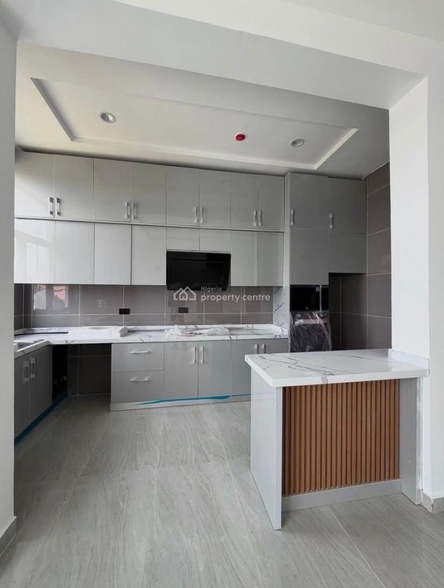 Luxury 2 Bedroom Apartment with Pool, Lekki Phase 1, Lekki, Lagos, Flat / Apartment for Rent