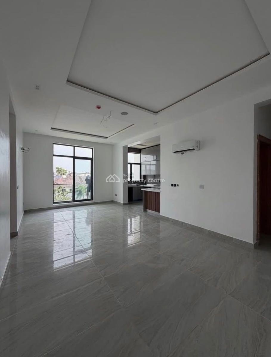 Luxury 2 Bedroom Apartment with Pool, Lekki Phase 1, Lekki, Lagos, Flat / Apartment for Rent