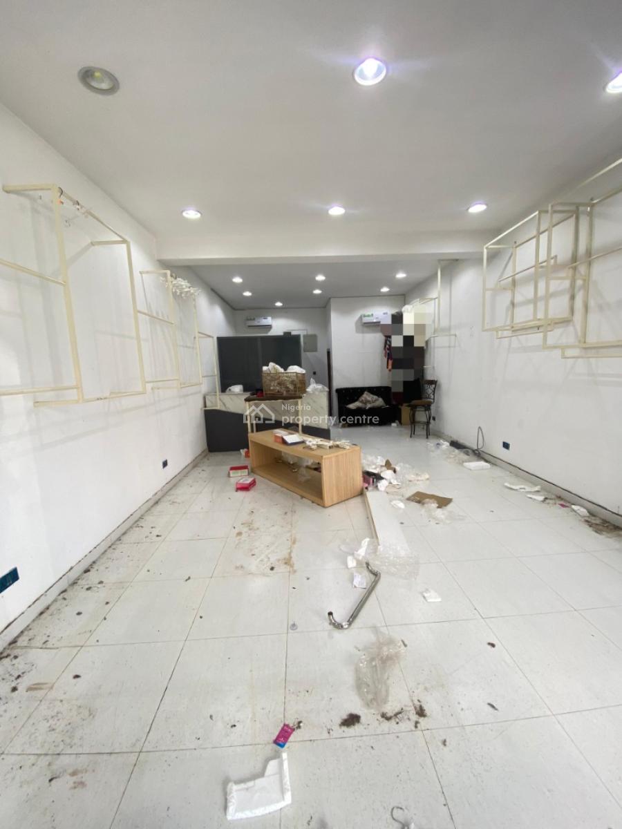 Beautiful Spacious Shop Space Available, Lekki Phase 1, Lekki Phase 1, Lekki, Lagos, Plaza / Complex / Mall for Rent