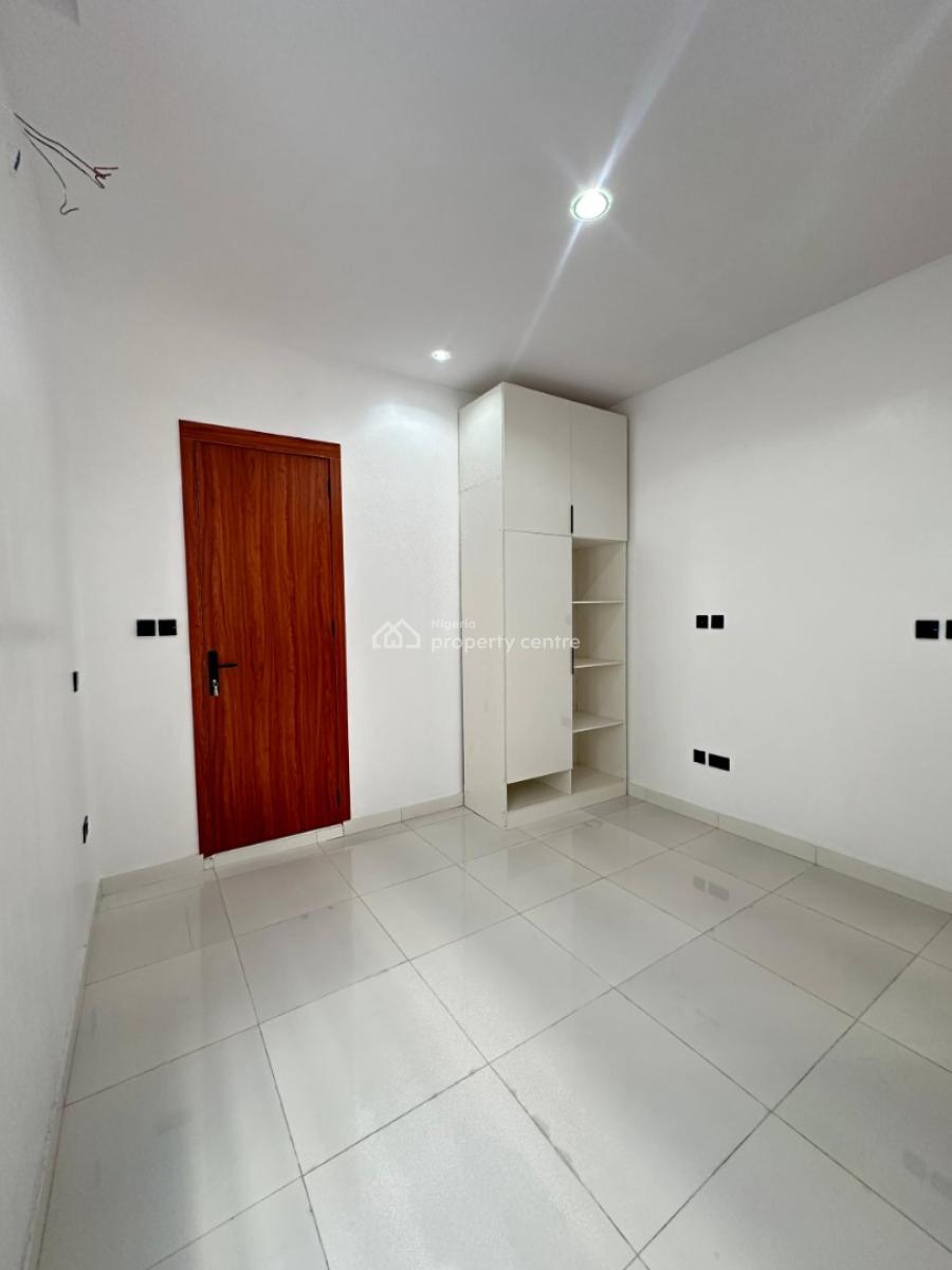Well-built Spacious Luxury 4 Bedroom Fully Detached Duplex with a Bq, Ajah, Lagos, Detached Duplex for Sale