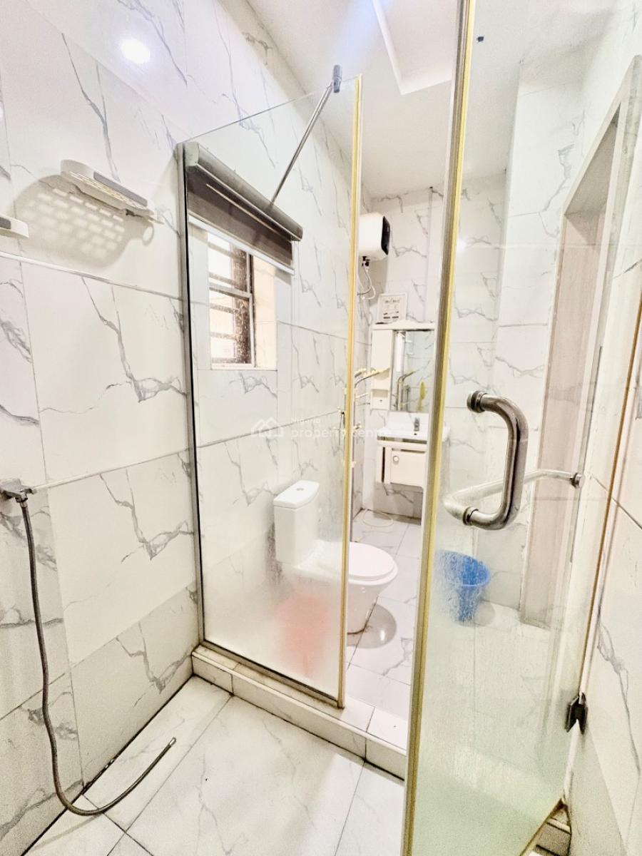 Fully Furnished Masters Studio in Code-access Estate Chid Road, Before Orchid Enyo Filling Station By Lekki 2nd Toll Gate, Lekki, Lagos, Flat / Apartment for Rent
