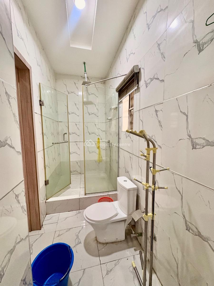 Fully Furnished Masters Studio in Code-access Estate Chid Road, Before Orchid Enyo Filling Station By Lekki 2nd Toll Gate, Lekki, Lagos, Flat / Apartment for Rent