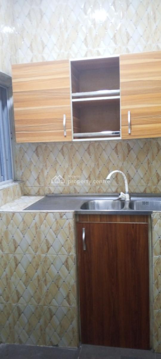 a Standard 1 Bedroom Flat with Excellent Facilities, Shell Cooperative, Eneka, Port Harcourt, Rivers, Flat / Apartment for Rent