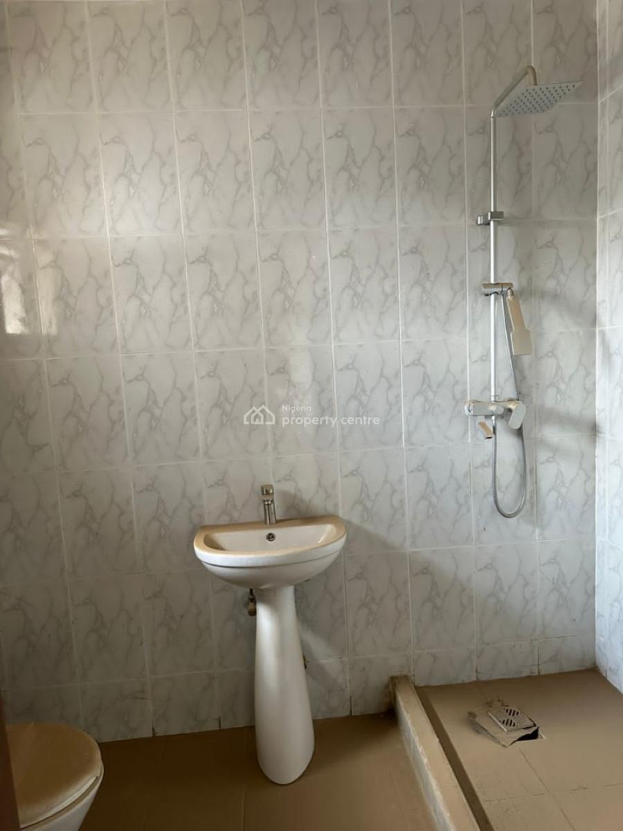 a Well-built Spacious 3-bedroom Terrace Duplex + 1bq, Jahi, Abuja, Terraced Duplex for Rent