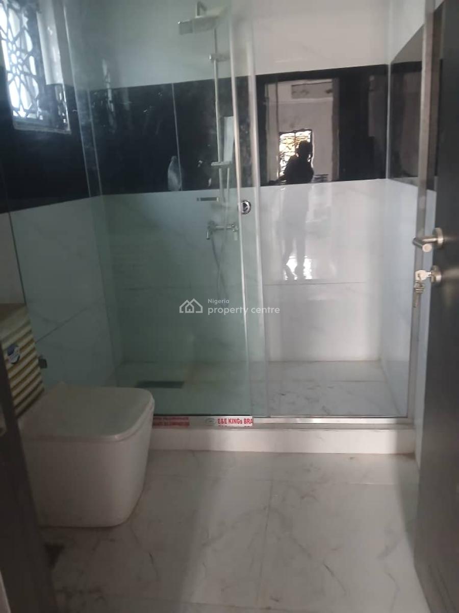 5 Bedrooms Fully Detached House, Phase 2, Gbagada, Lagos, Detached Duplex for Sale