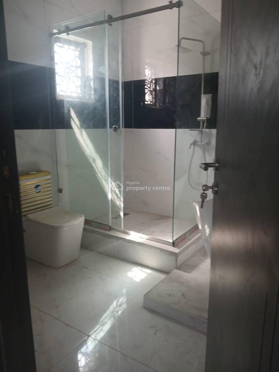 5 Bedrooms Fully Detached House, Phase 2, Gbagada, Lagos, Detached Duplex for Sale