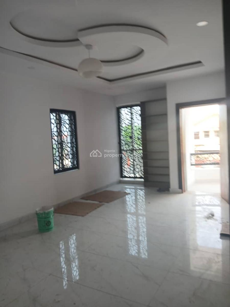 5 Bedrooms Fully Detached House, Phase 2, Gbagada, Lagos, Detached Duplex for Sale