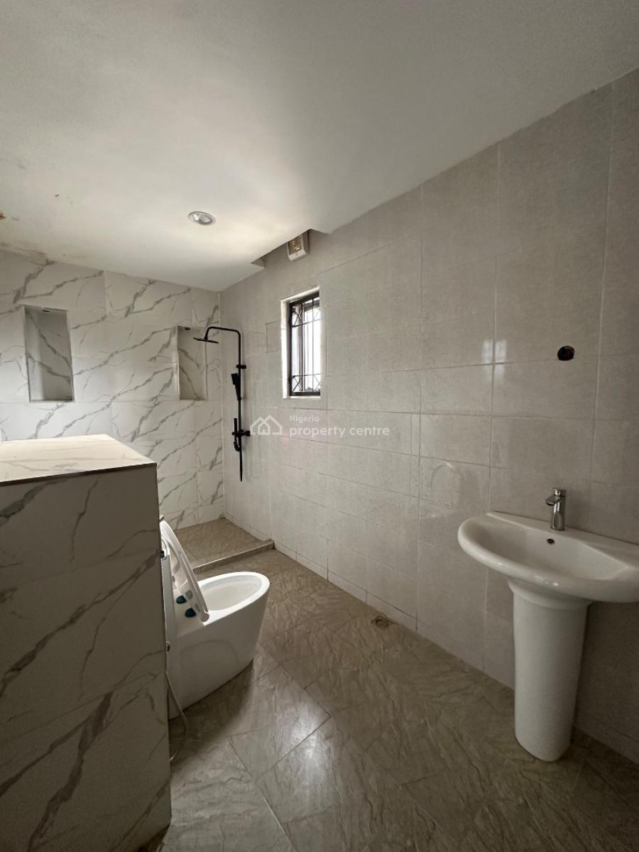 Morden and Spacious 6 Bedroom Detached Duplex, Sani Zangon - Daura Street, Guzape District, Abuja, Detached Duplex for Sale