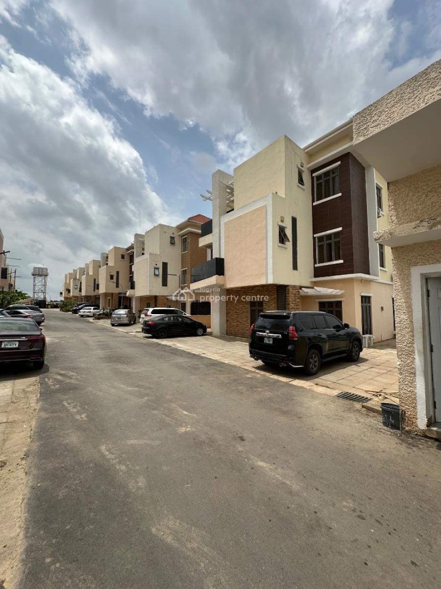 Morden and Spacious 6 Bedroom Detached Duplex, Sani Zangon - Daura Street, Guzape District, Abuja, Detached Duplex for Sale
