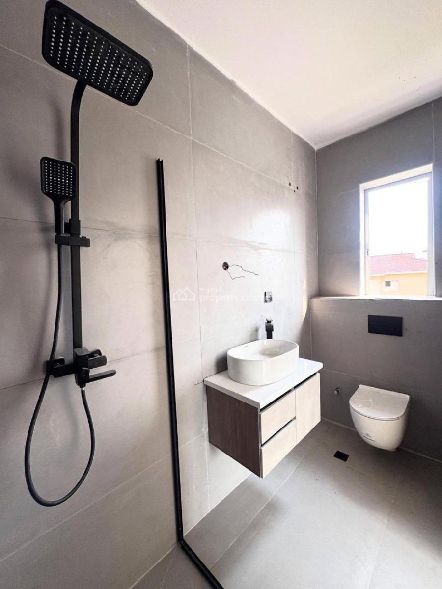 Luxury 2 Bedroom Apartment 2nd Floor, Admiralty Way, Lekki Phase 1, Lekki, Lagos, Flat / Apartment for Rent