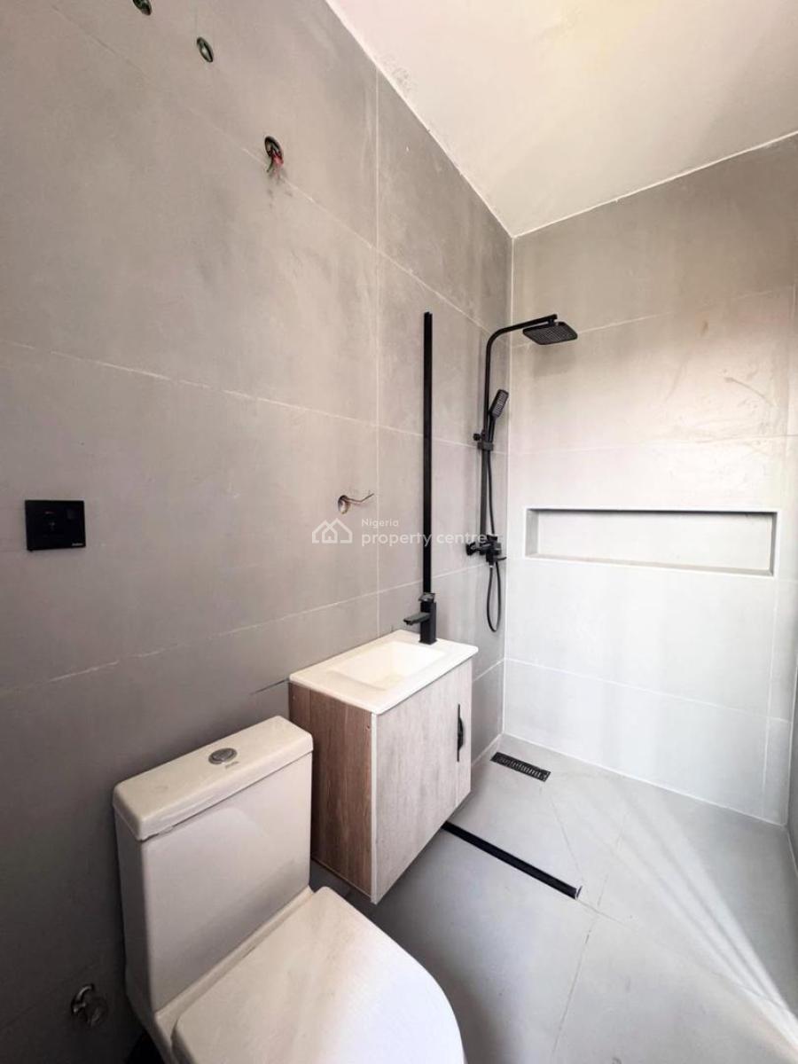 Luxury 2 Bedroom Apartment 2nd Floor, Admiralty Way, Lekki Phase 1, Lekki, Lagos, Flat / Apartment for Rent