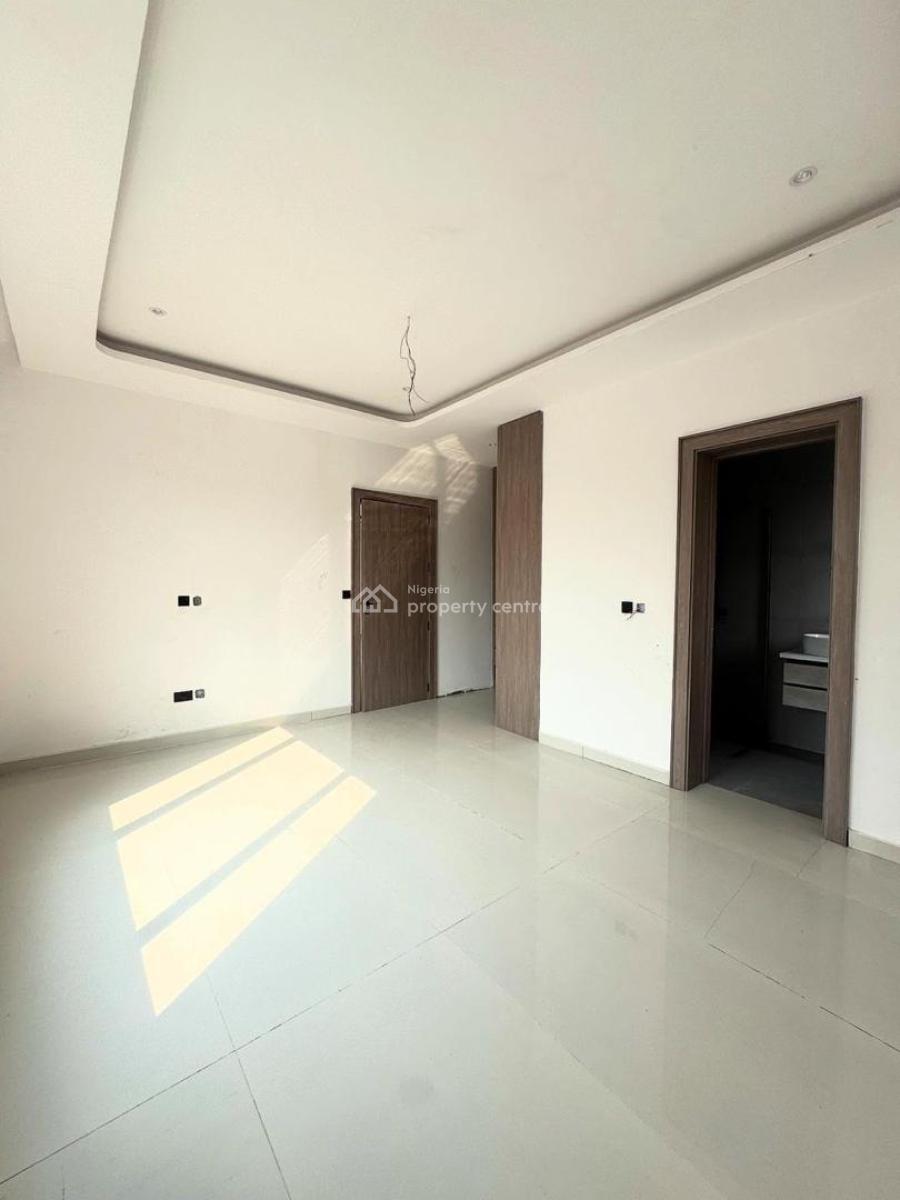 Luxury 2 Bedroom Apartment 2nd Floor, Admiralty Way, Lekki Phase 1, Lekki, Lagos, Flat / Apartment for Rent