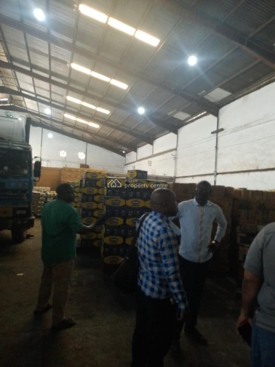 High Pitched Bay Warehouse Measuring 15,000sqft, Directly Facing Oshod, , Directly Facing Oshodi - Anthony Expressway, Oshodi, Lagos, Warehouse for Rent