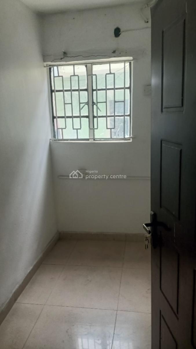 4 Rooms Commercial Space, Toyin Street, Ikeja, Lagos, Commercial Property for Rent