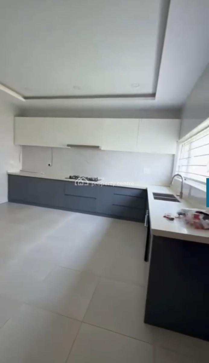 5 Bedroom Semi Detached Duplex, Main, Maitama District, Abuja, Semi-detached Duplex for Rent
