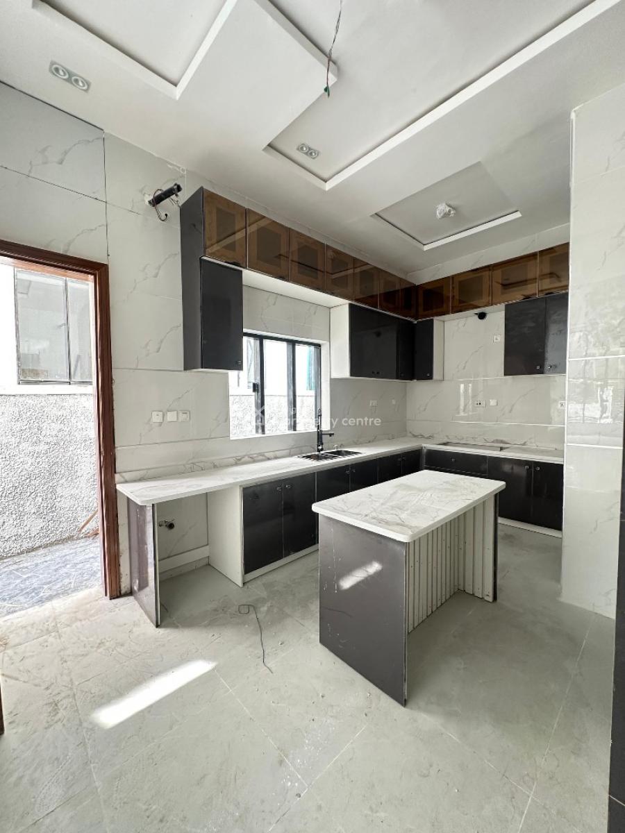 Well-built Spacious Luxury 4 Bedroom Fully Detached Duplex with Bq, Chevron, Lekki, Lagos, Detached Duplex for Sale
