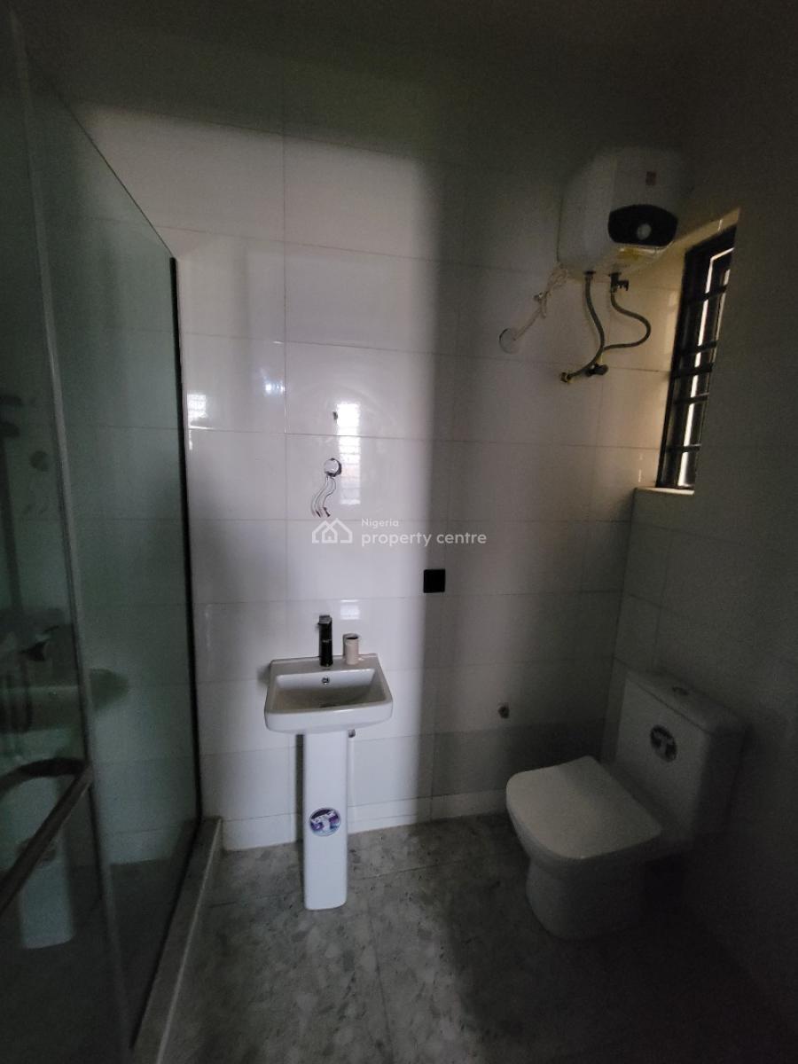 Standard and Spacious 2-bedroom Apartment, Salem Lekki, Lekki, Lagos, Flat / Apartment for Rent