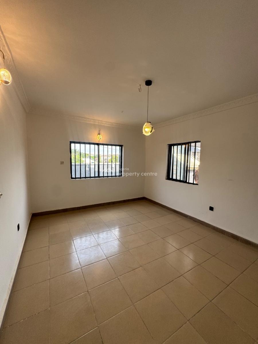 Standard Spacious Selfcontain with Wardrobe and Kitchen Cabinets, Inside a Well Secured Estate in Durumi, Tarred Road All Through, Durumi, Abuja, Self Contain (single Rooms) for Rent