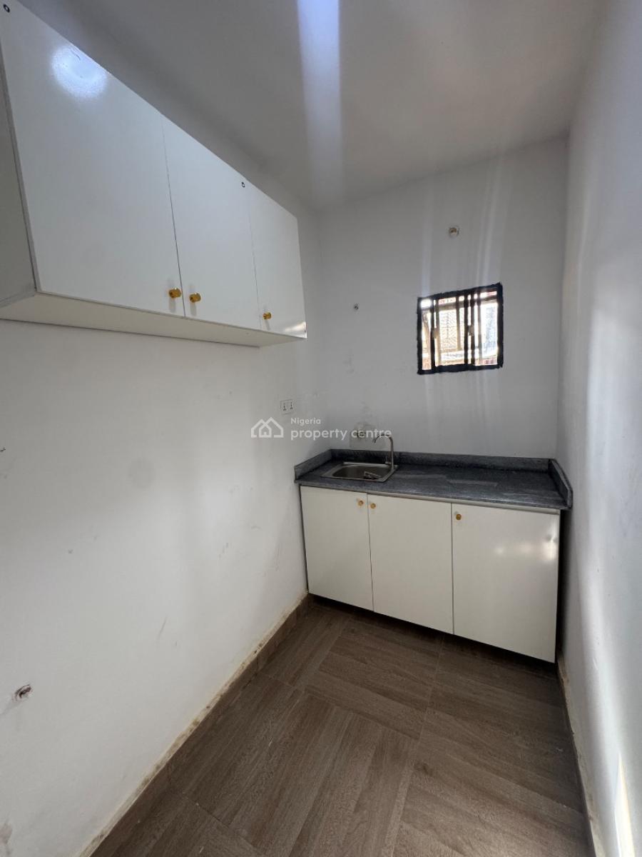 Standard Spacious Selfcontain with Wardrobe and Kitchen Cabinets, Inside a Well Secured Estate in Durumi, Tarred Road All Through, Durumi, Abuja, Self Contain (single Rooms) for Rent