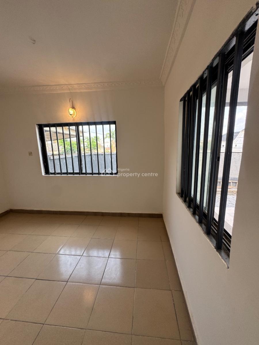 Standard Spacious Selfcontain with Wardrobe and Kitchen Cabinets, Inside a Well Secured Estate in Durumi, Tarred Road All Through, Durumi, Abuja, Self Contain (single Rooms) for Rent