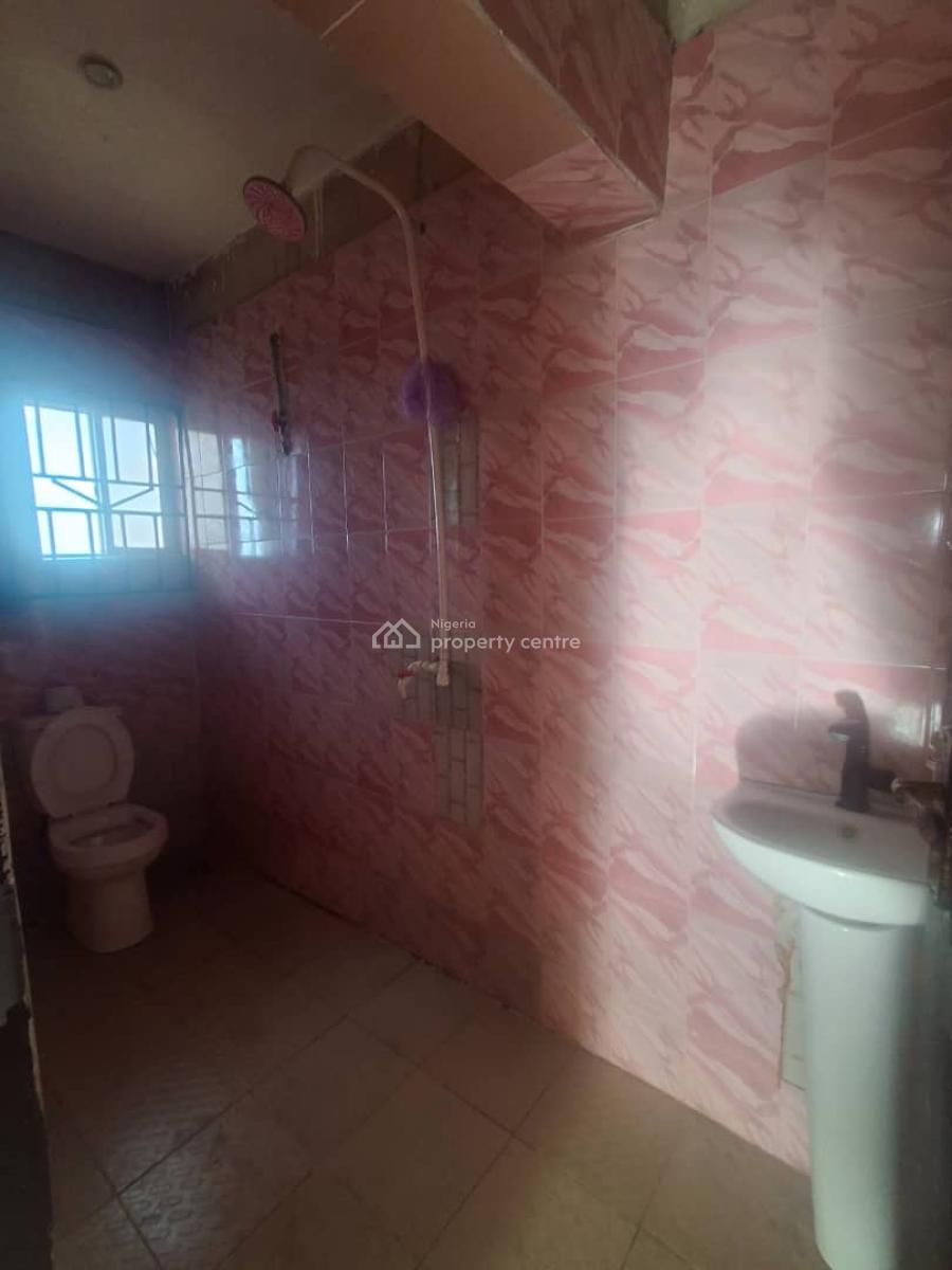 Clean and Spacious 2 Bedroom Apartment, Badore, Ajah, Lagos, Flat / Apartment for Rent