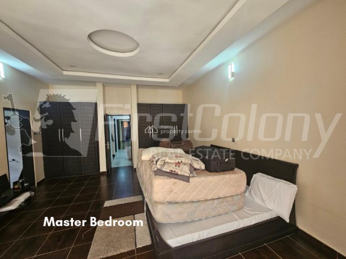 Massive, Private 4 Bedroom Semi-detached House (self Serviced), Lekki Phase 1, Lekki, Lagos, Commercial Property for Rent