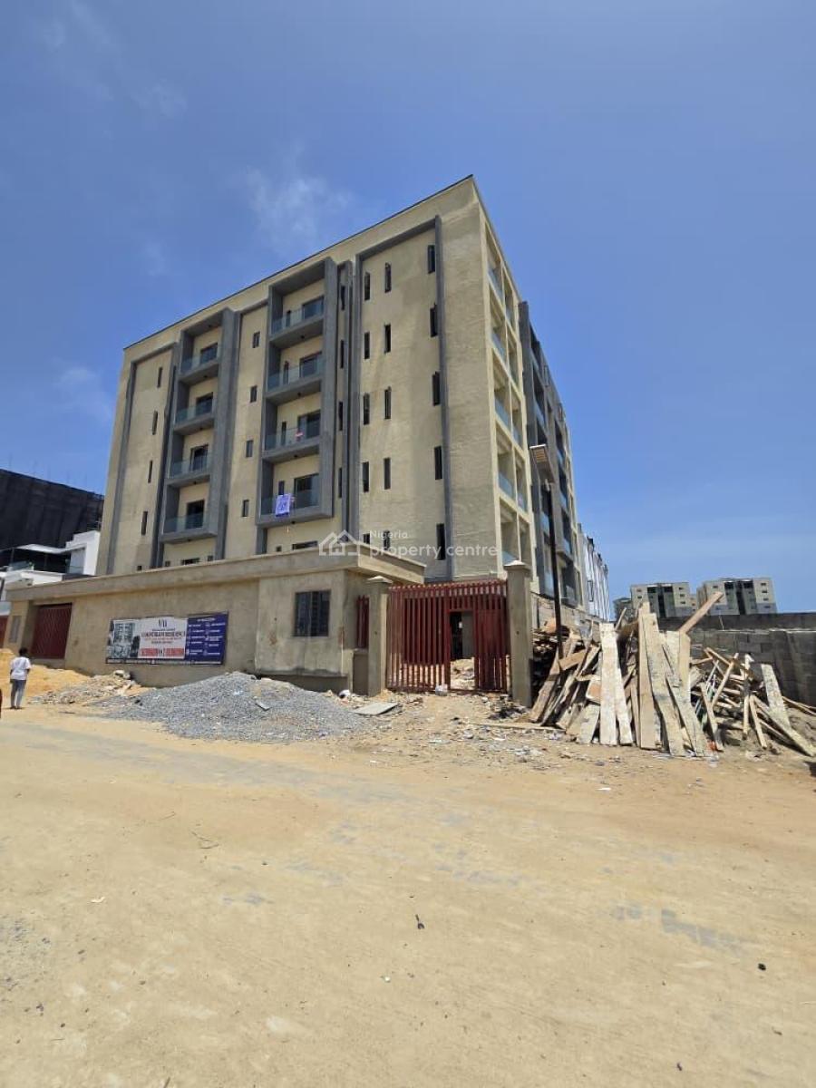 Spacious 1 Bedroom Apartment, Lekki Phase 1, Lekki, Lagos, Flat / Apartment for Sale