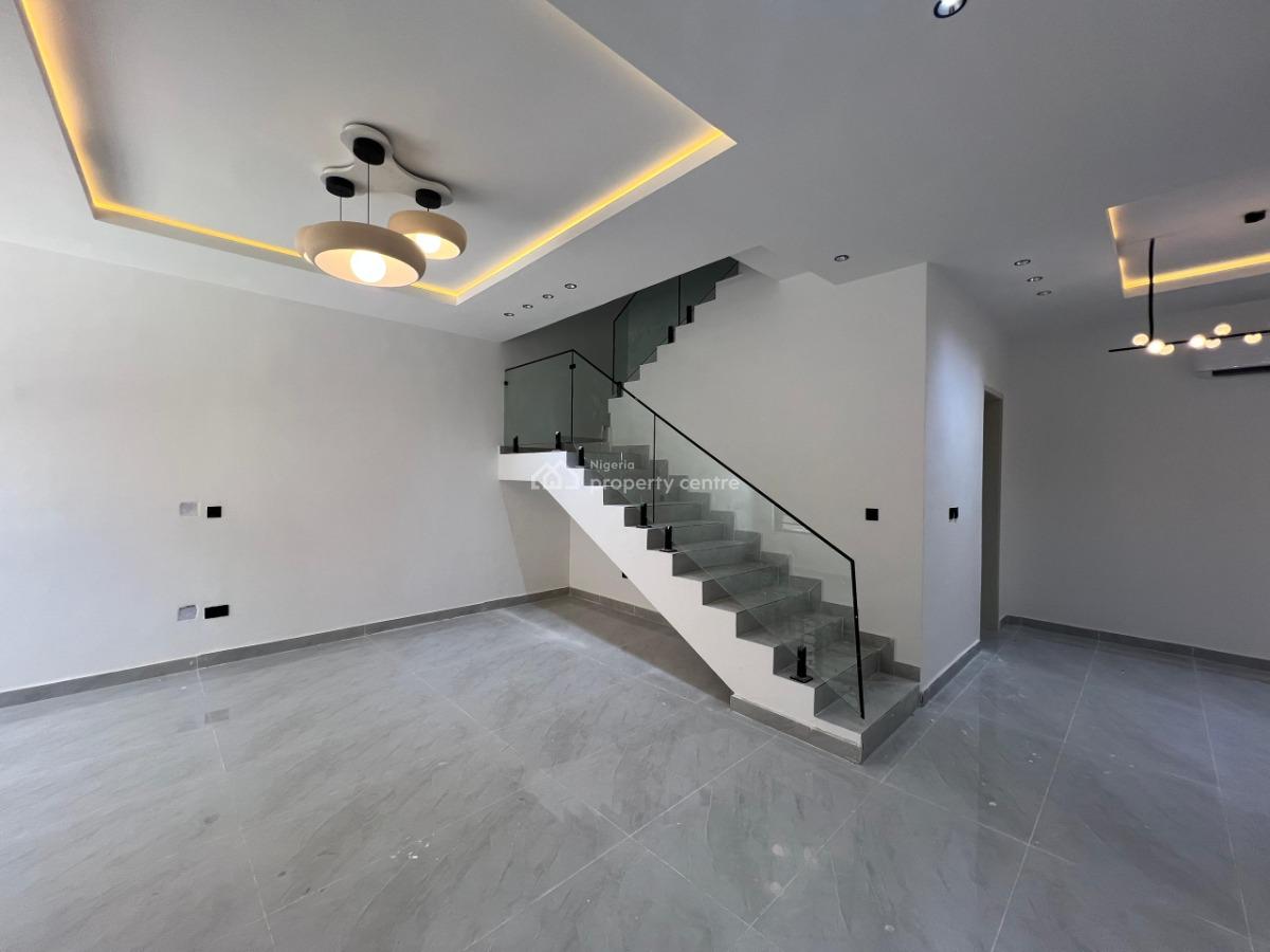 3 Bedroom Maisonette with a Room Boys Quarter, Lekki Phase 1, Lekki, Lagos, Terraced Duplex for Sale