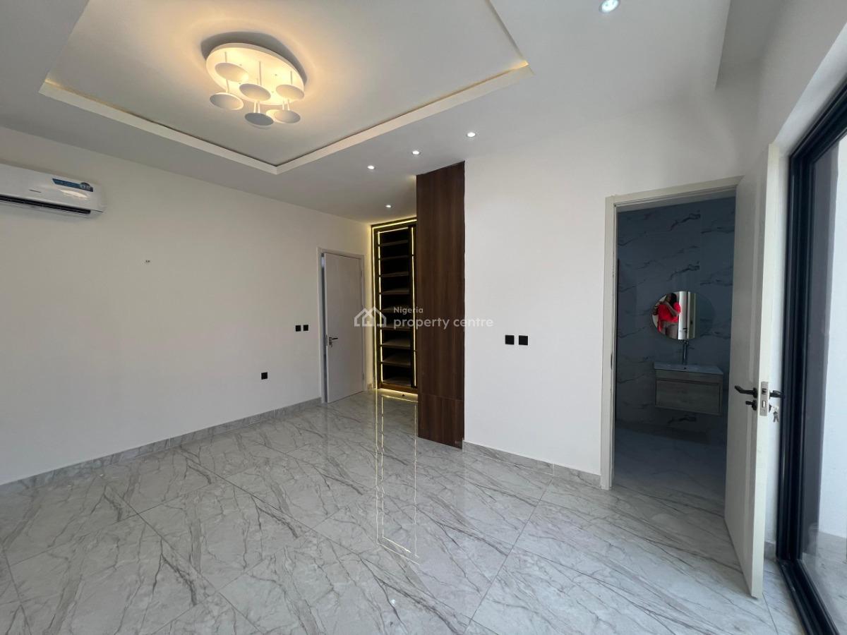 3 Bedroom Maisonette with a Room Boys Quarter, Lekki Phase 1, Lekki, Lagos, Terraced Duplex for Sale