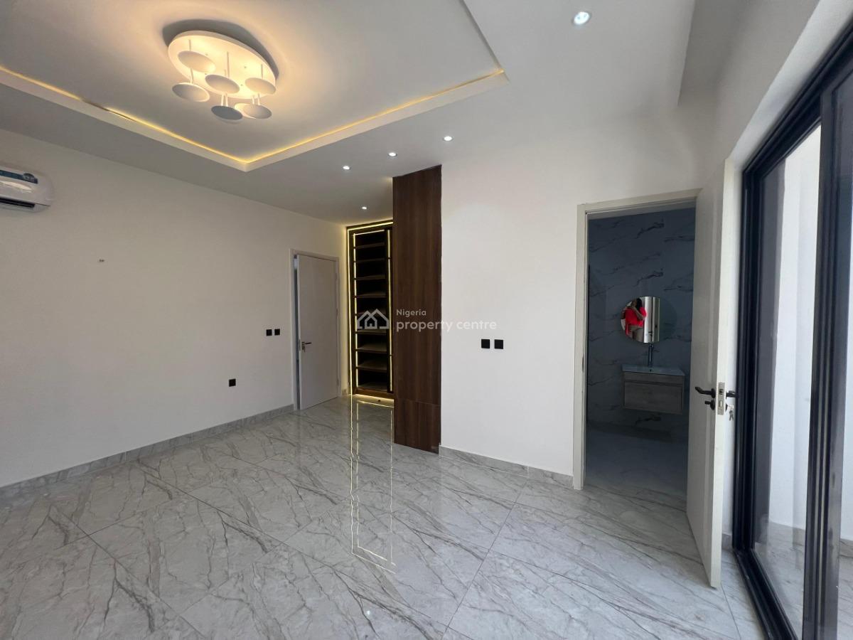 3 Bedroom Maisonette with a Room Boys Quarter, Lekki Phase 1, Lekki, Lagos, Terraced Duplex for Sale